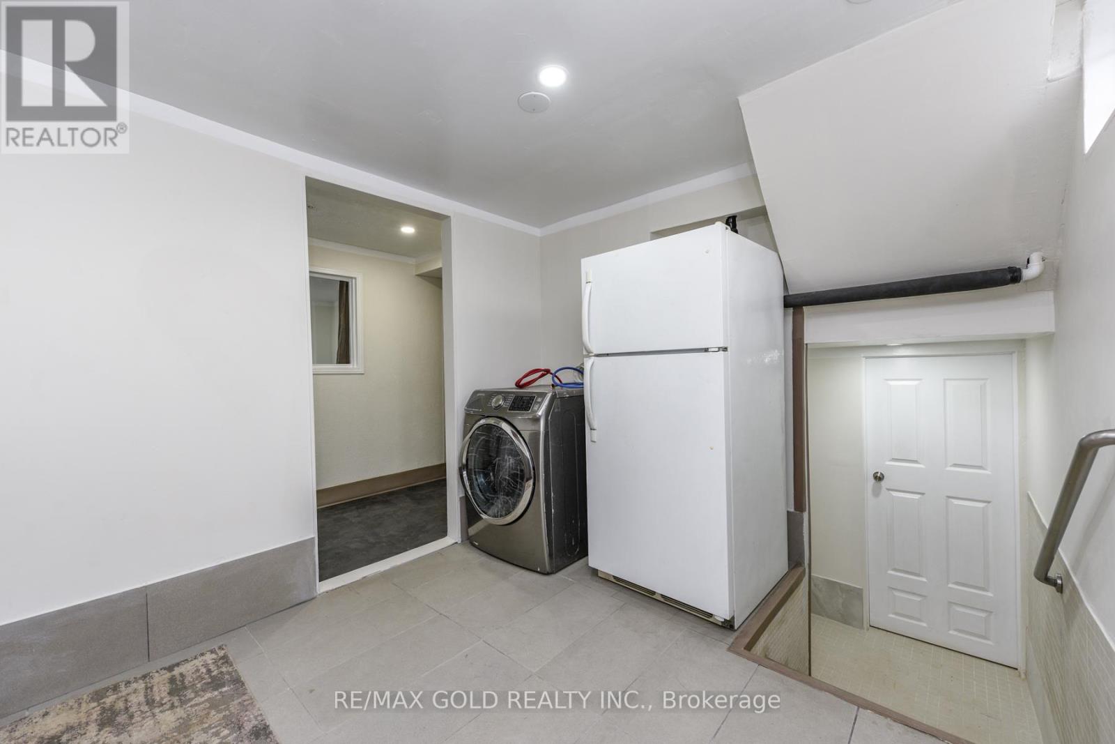 7610 Anaka Drive, Mississauga, Ontario  L4T 3H7 - Photo 22 - W12549212