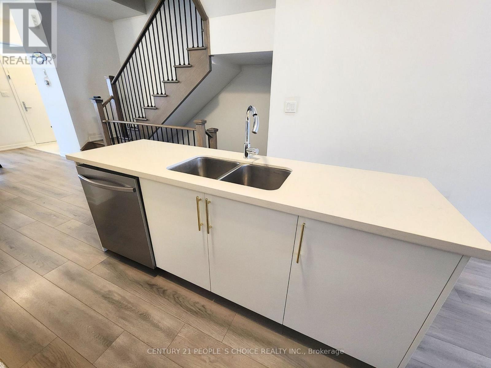 44 Lambert Lane, Caledon, Ontario  L7E 4M4 - Photo 7 - W12549216