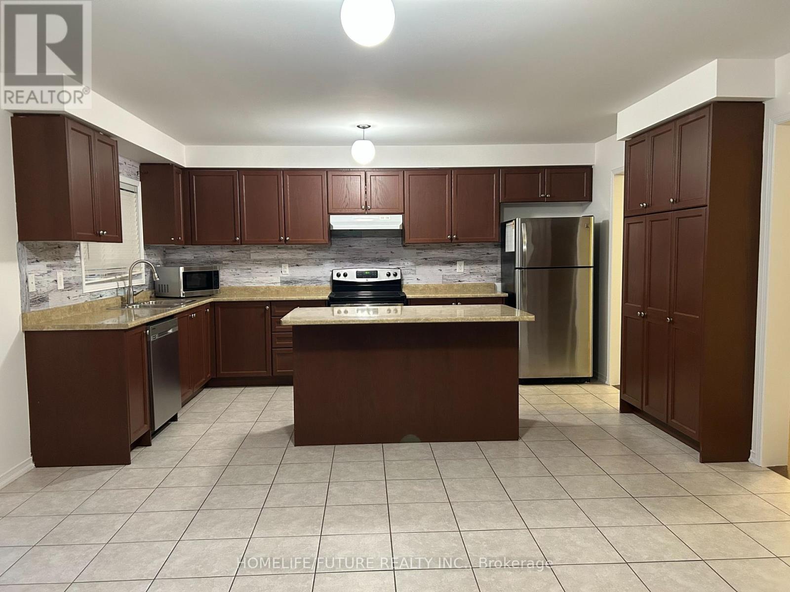 49 Malthouse Crescent, Ajax, Ontario  L1Z 0S1 - Photo 8 - E12538706