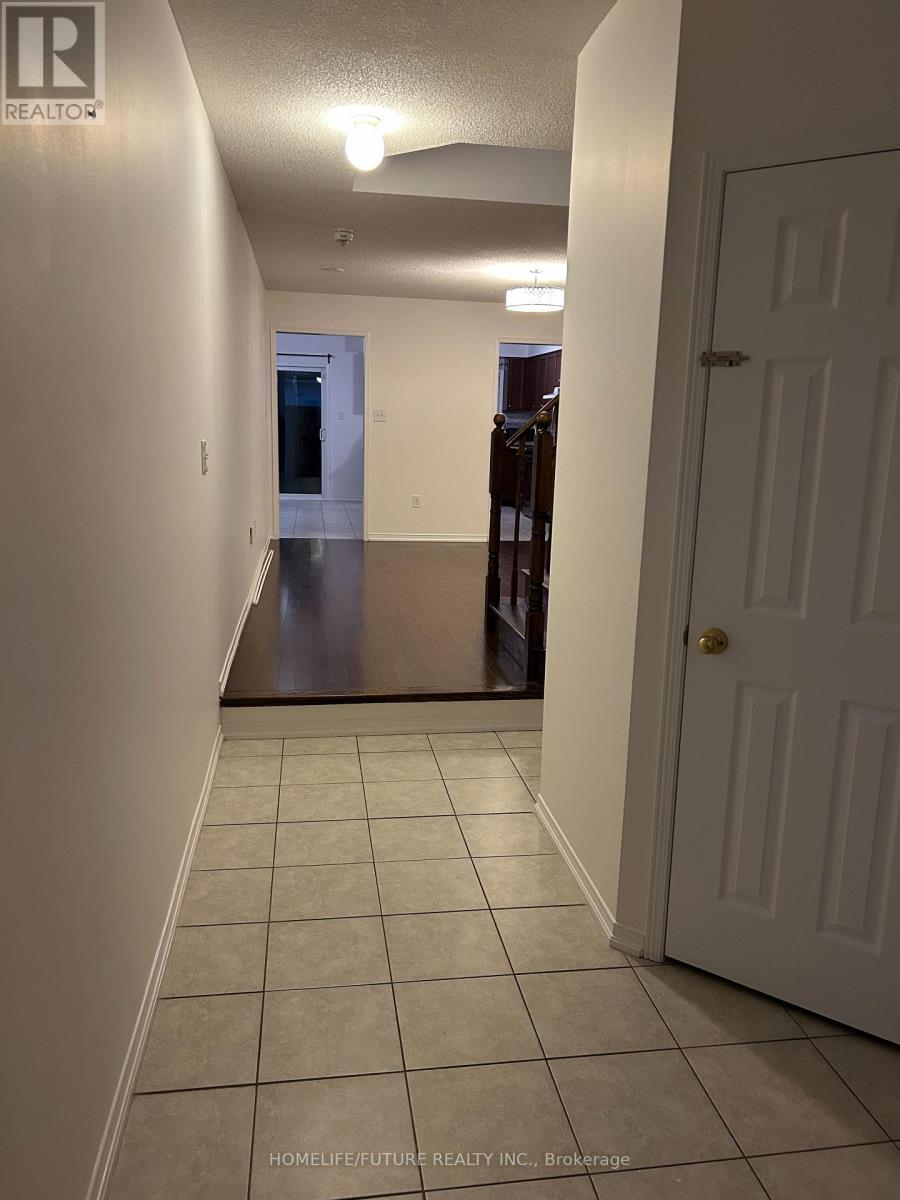 49 Malthouse Crescent, Ajax, Ontario  L1Z 0S1 - Photo 2 - E12538706