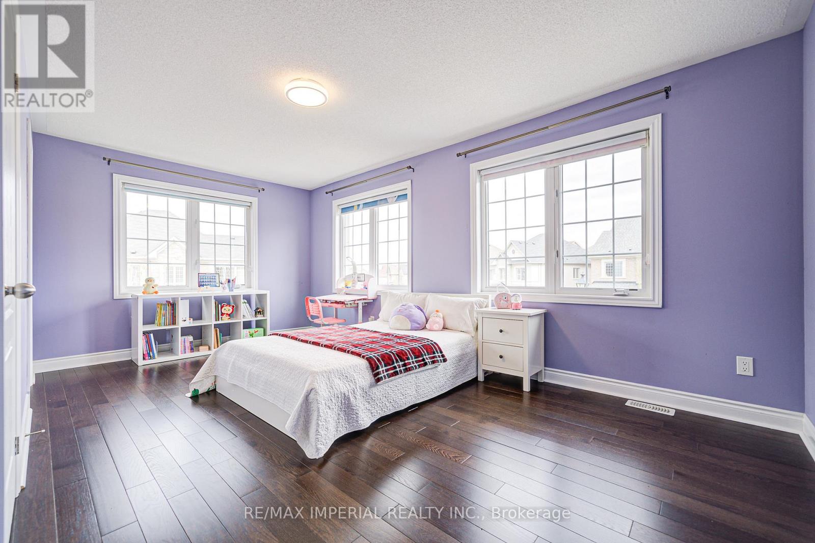 982 Wilbur Pipher Circle, Newmarket, Ontario  L3X 0B8 - Photo 27 - N12548232