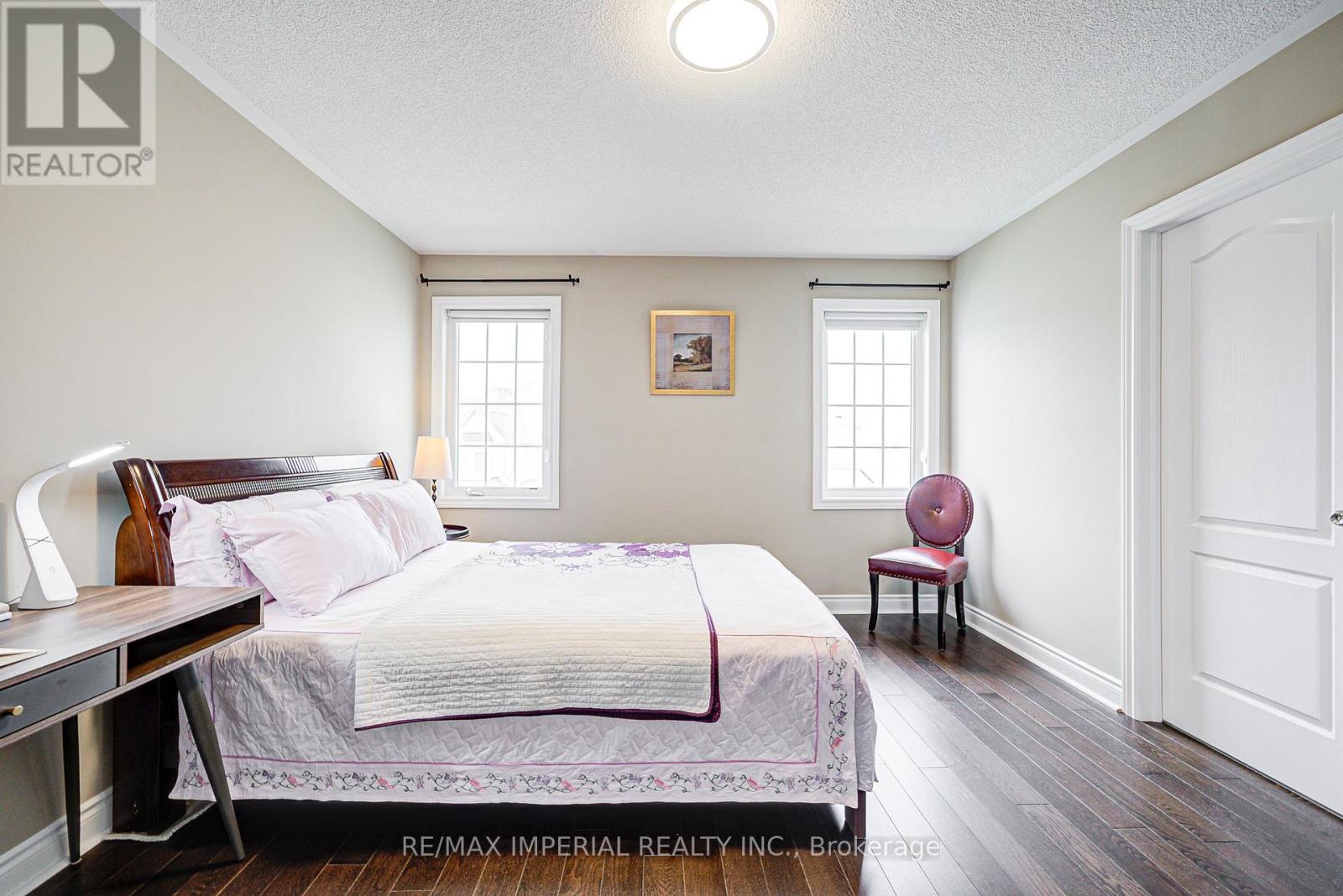 982 Wilbur Pipher Circle, Newmarket, Ontario  L3X 0B8 - Photo 32 - N12548232