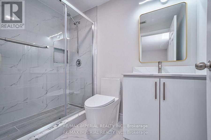 982 Wilbur Pipher Circle, Newmarket, Ontario  L3X 0B8 - Photo 50 - N12548232