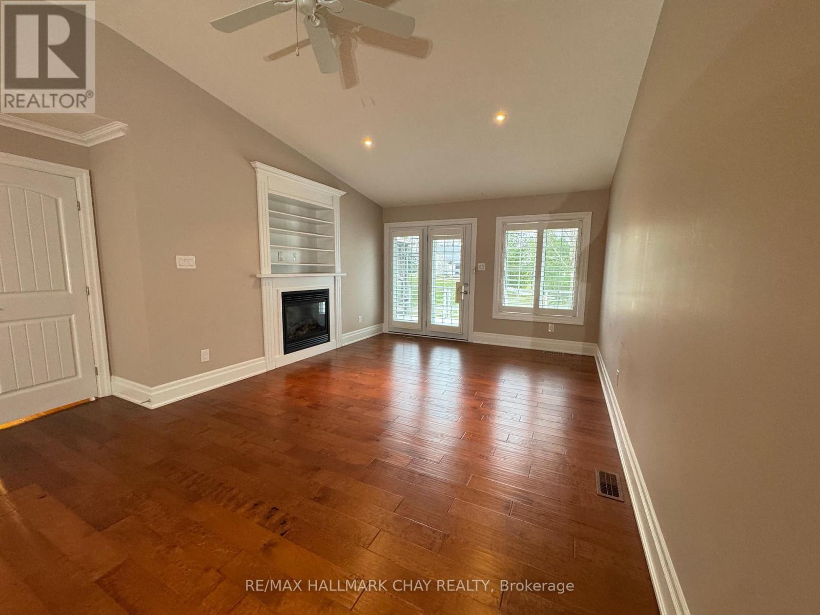 31 Garden Grove Crescent, Wasaga Beach, Ontario  L9Z 0E6 - Photo 12 - S12549226