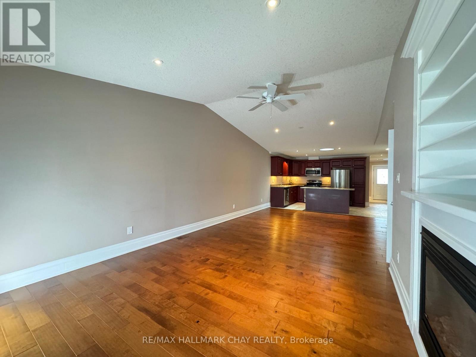 31 Garden Grove Crescent, Wasaga Beach, Ontario  L9Z 0E6 - Photo 16 - S12549226