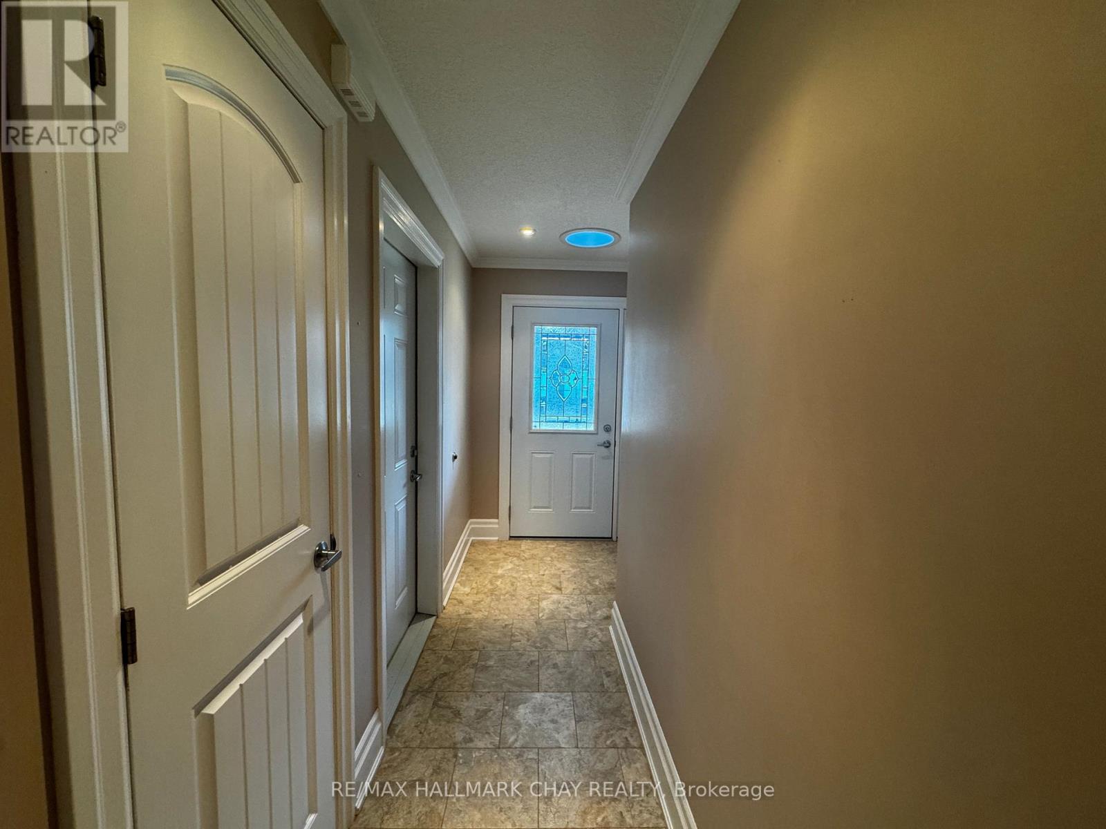 31 Garden Grove Crescent, Wasaga Beach, Ontario  L9Z 0E6 - Photo 5 - S12549226