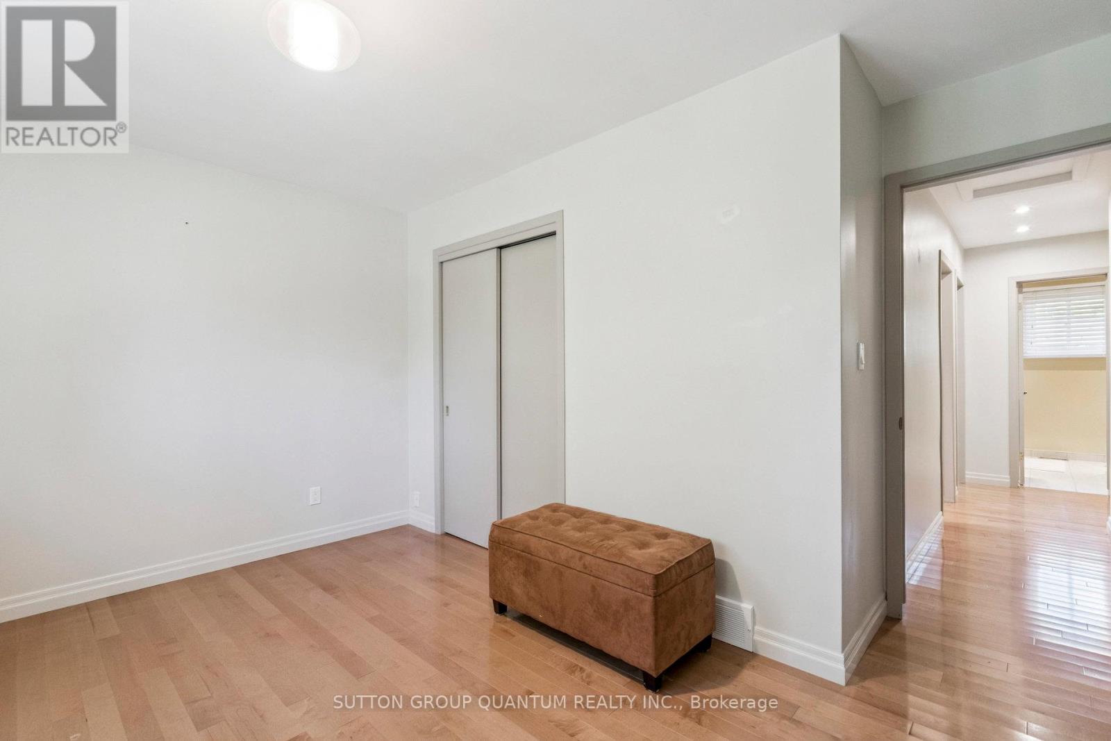 8 Bermuda Drive, St. Catharines, Ontario  L2M 4E6 - Photo 15 - X12549236