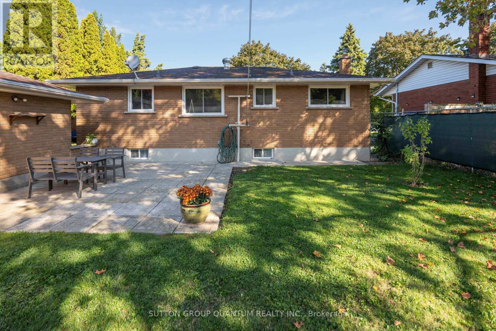 8 Bermuda Drive, St. Catharines, Ontario  L2M 4E6 - Photo 37 - X12549236