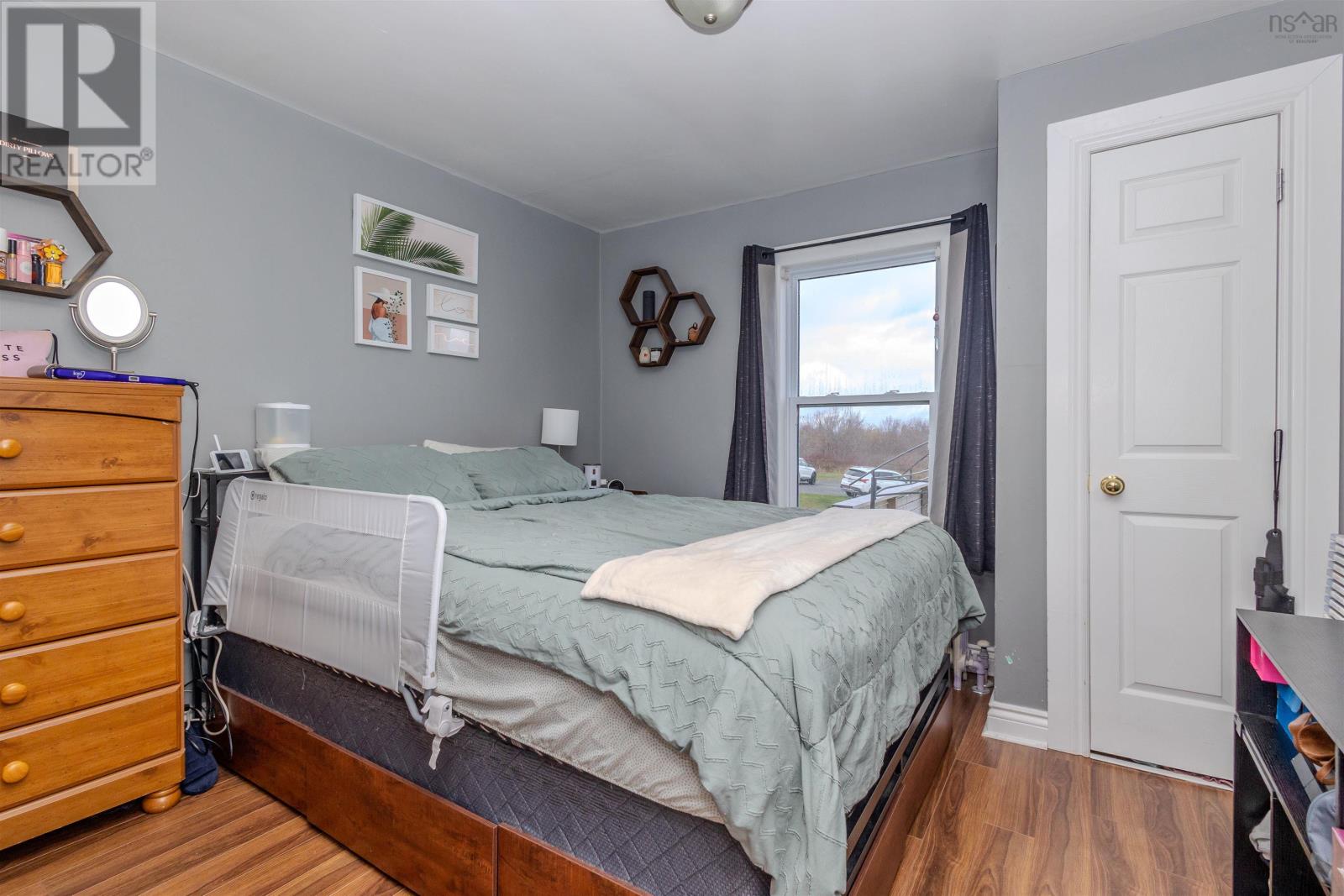 82 Beacon Street, Glace Bay, Nova Scotia  B1A 5G4 - Photo 14 - 202527789