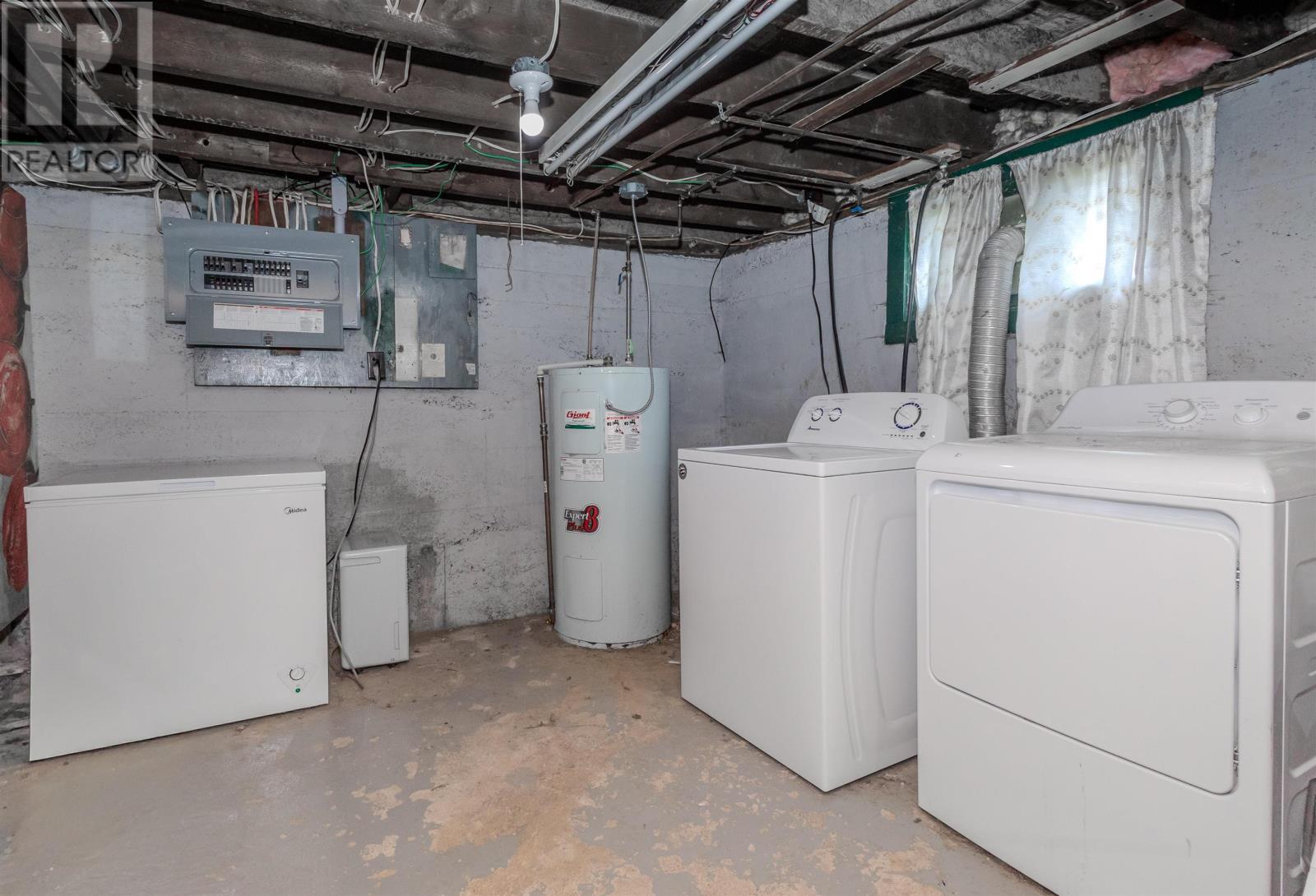 82 Beacon Street, Glace Bay, Nova Scotia  B1A 5G4 - Photo 19 - 202527789