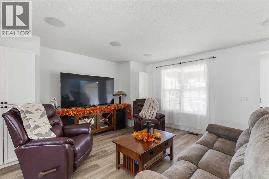 2348 Reunion Rise Nw, Airdrie, Alberta  T4B 0M5 - Photo 5 - A2264745