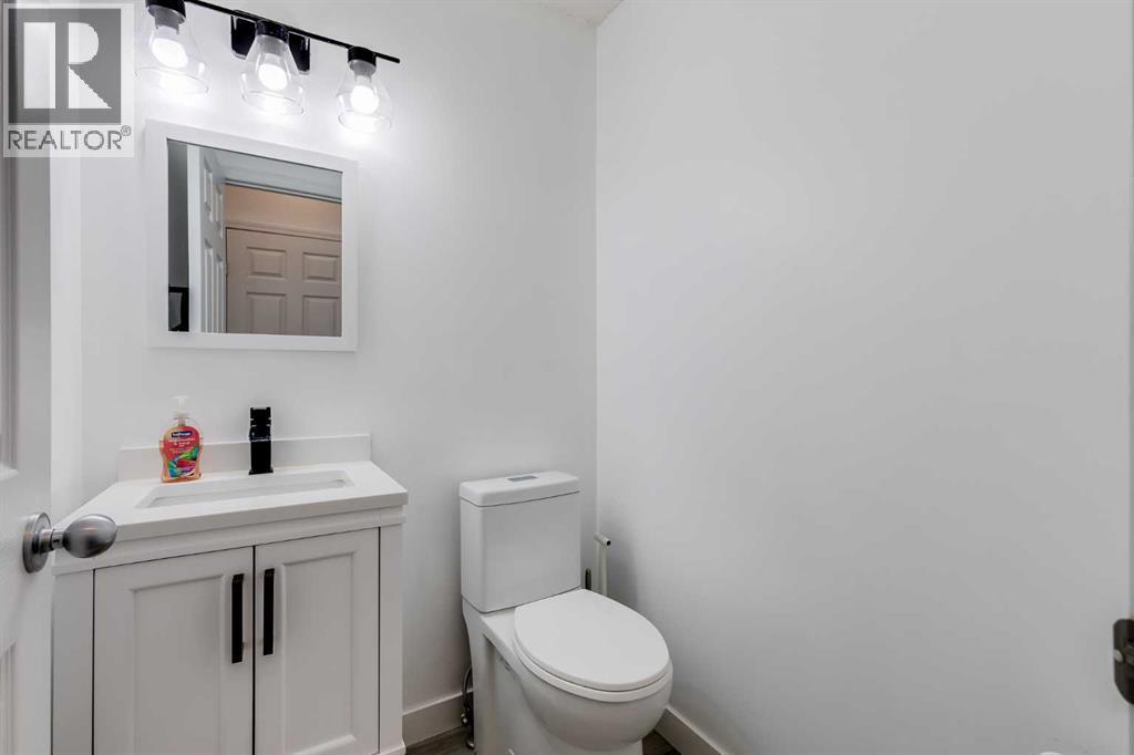 2348 Reunion Rise Nw, Airdrie, Alberta  T4B 0M5 - Photo 14 - A2264745