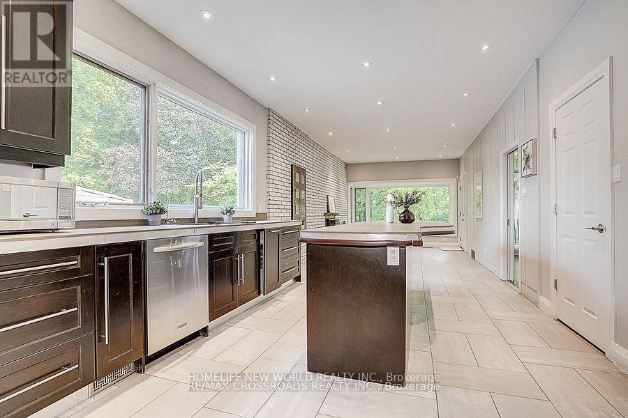 53 Forest Grove Drive, Toronto, Ontario  M2K 1Z4 - Photo 10 - C12549246