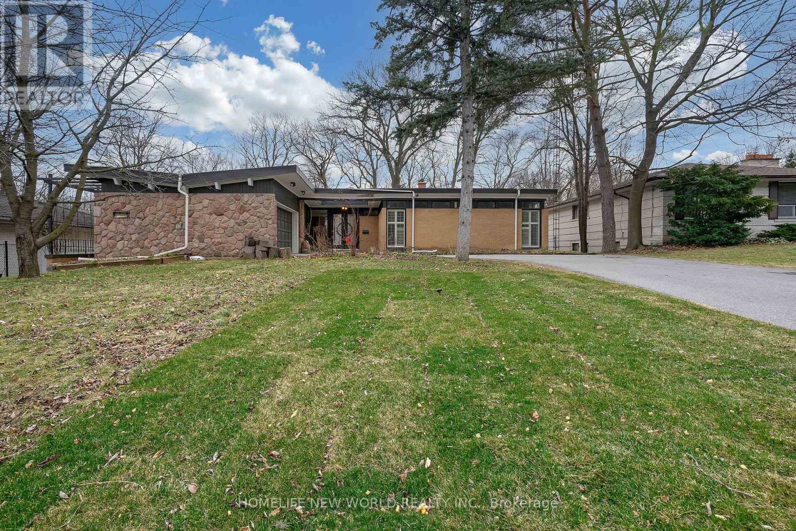 53 Forest Grove Drive, Toronto, Ontario  M2K 1Z4 - Photo 24 - C12549246