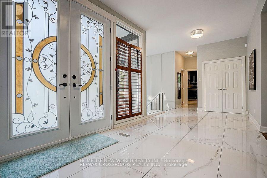 53 Forest Grove Drive, Toronto, Ontario  M2K 1Z4 - Photo 5 - C12549246