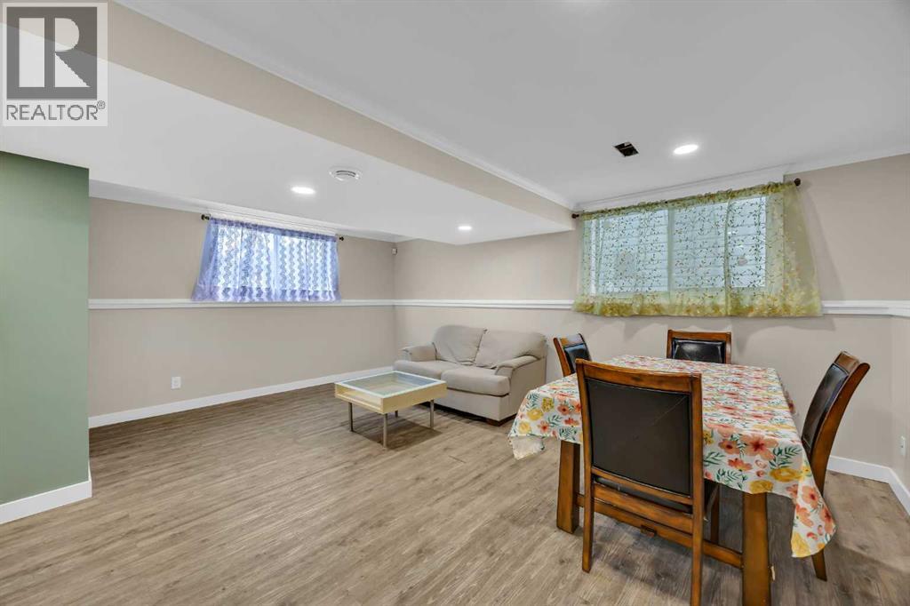 191 Applebrook Circle Se, Calgary, Alberta  T2A 7T3 - Photo 18 - A2270218