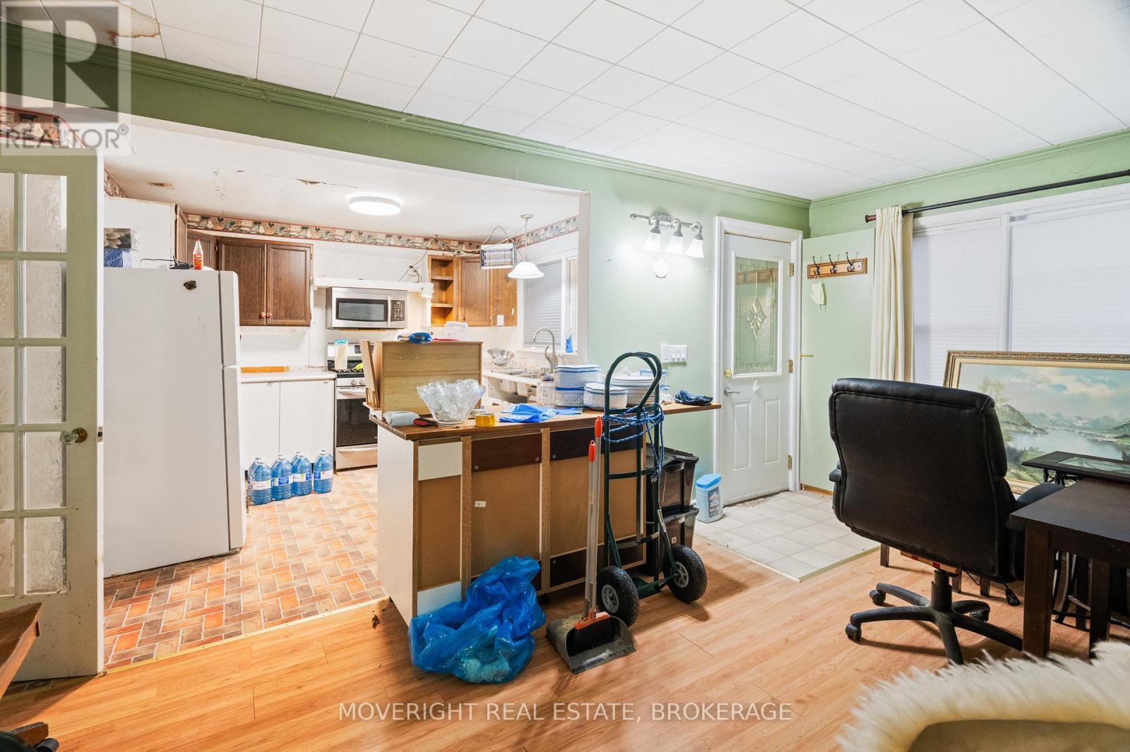 278 Ridge Road S, Fort Erie, Ontario  L0S 1B0 - Photo 14 - X12549248