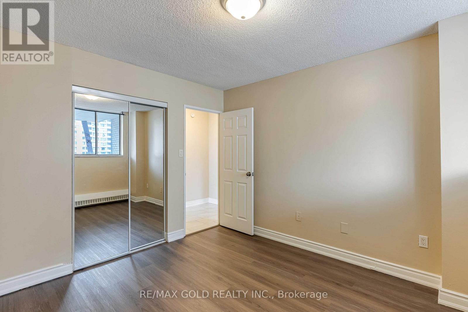 513 - 340 Dixon Road, Toronto, Ontario  M9R 1T1 - Photo 16 - W12520920