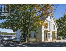 92-94 Pleasant Streets, Bridgewater, Ca