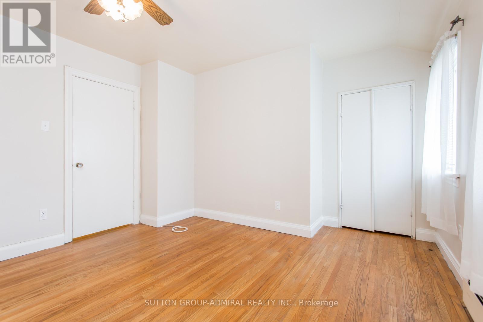 26 Forty First Street, Toronto, Ontario M8W 3N6 - Photo 11 - W12544320