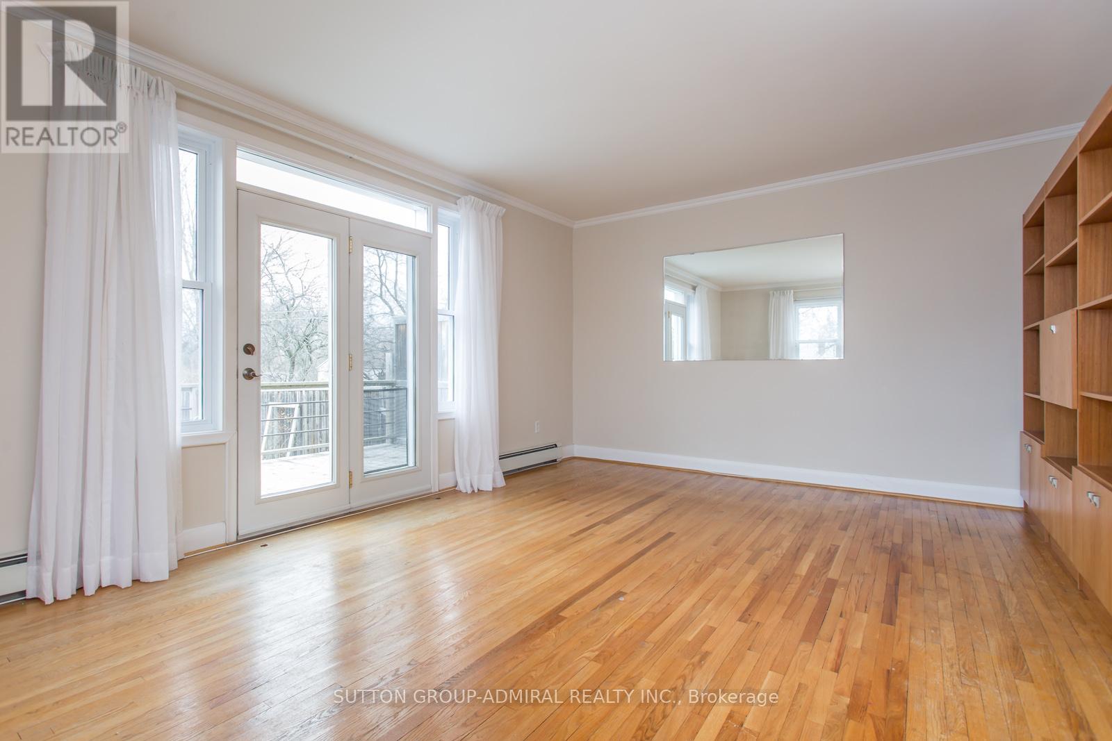 26 Forty First Street, Toronto, Ontario M8W 3N6 - Photo 5 - W12544320