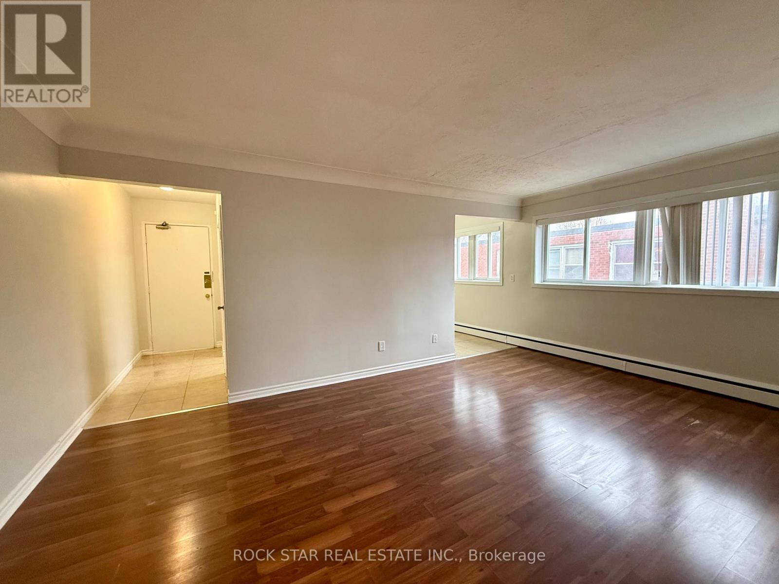 7 - 66 Mericourt Road, Hamilton, Ontario  L8S 2N9 - Photo 3 - X12549254