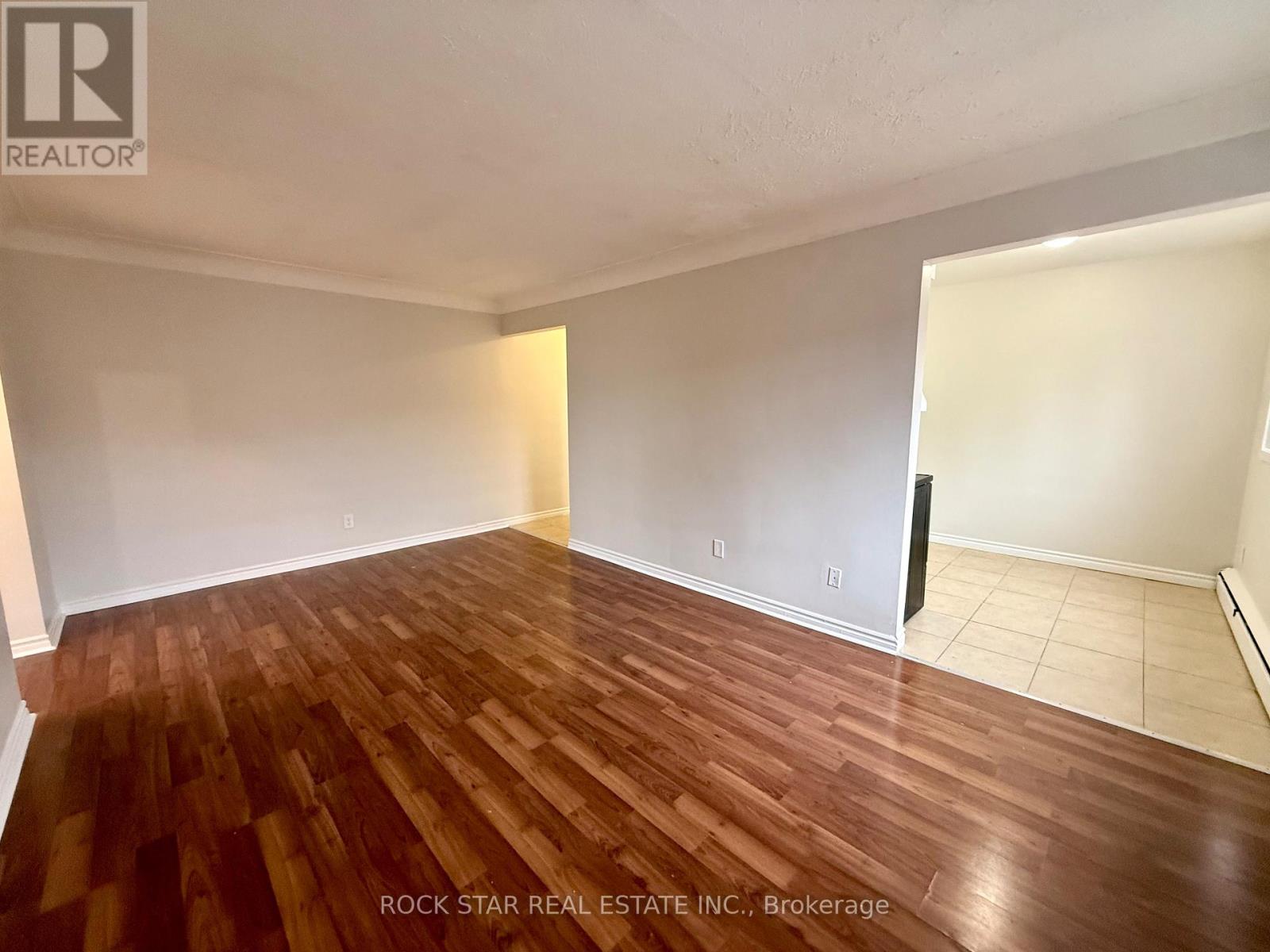 7 - 66 Mericourt Road, Hamilton, Ontario  L8S 2N9 - Photo 5 - X12549254