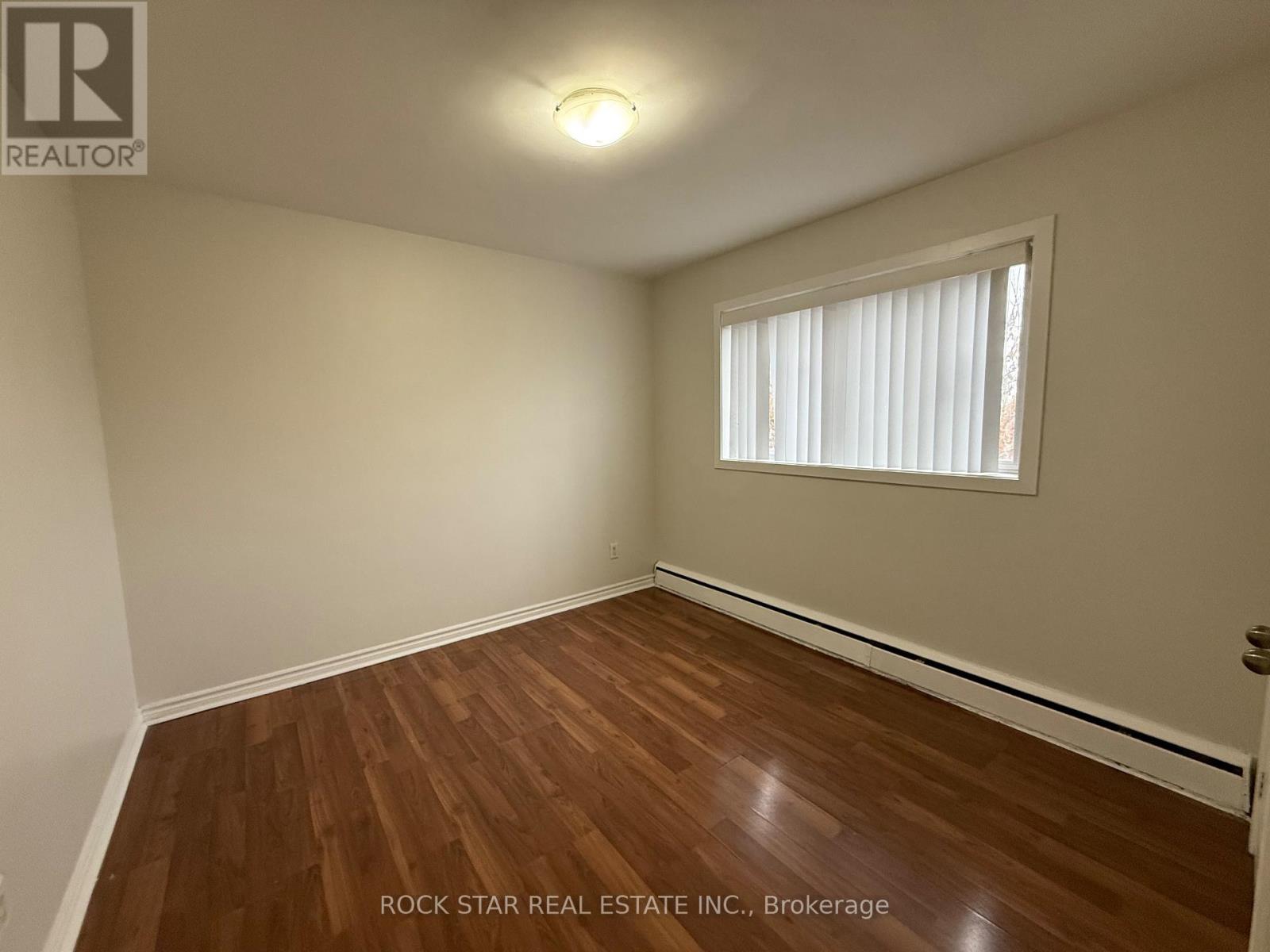 7 - 66 Mericourt Road, Hamilton, Ontario  L8S 2N9 - Photo 7 - X12549254