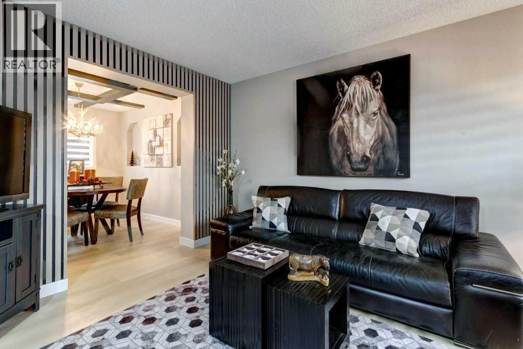 22 Hunters Gate, Okotoks, Alberta  T1S 1K9 - Photo 6 - A2268453