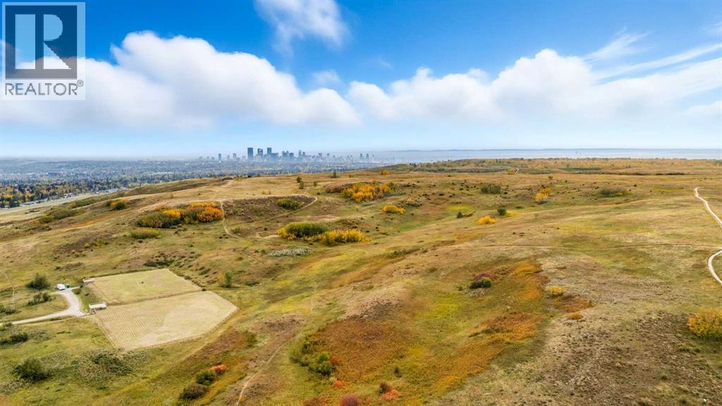 1137 Berkley Drive Nw, Calgary, Alberta  T3K 1S6 - Photo 27 - A2270368