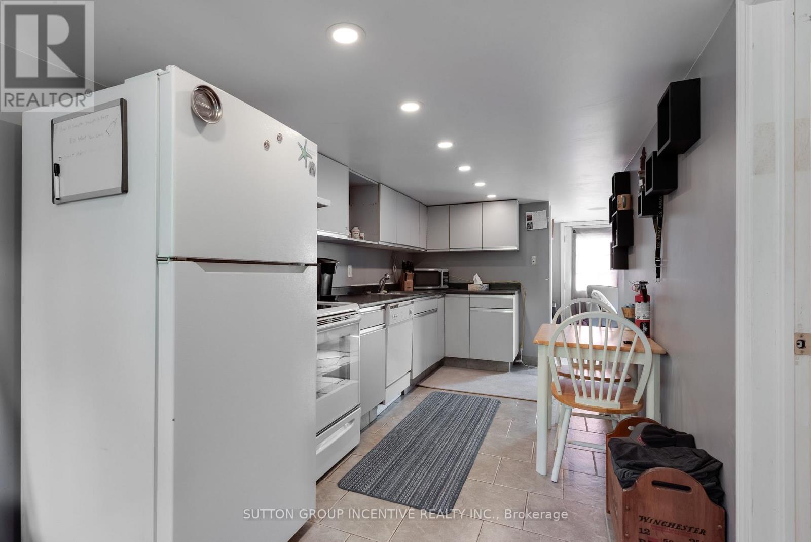 87 Dunlop Street, Orillia, Ontario  L3V 5P3 - Photo 26 - S12483140