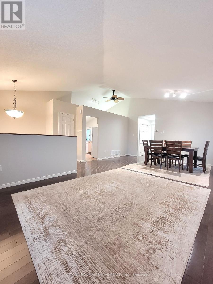 88 Leggott Avenue, Barrie, Ontario  L4N 8B8 - Photo 10 - S12549268