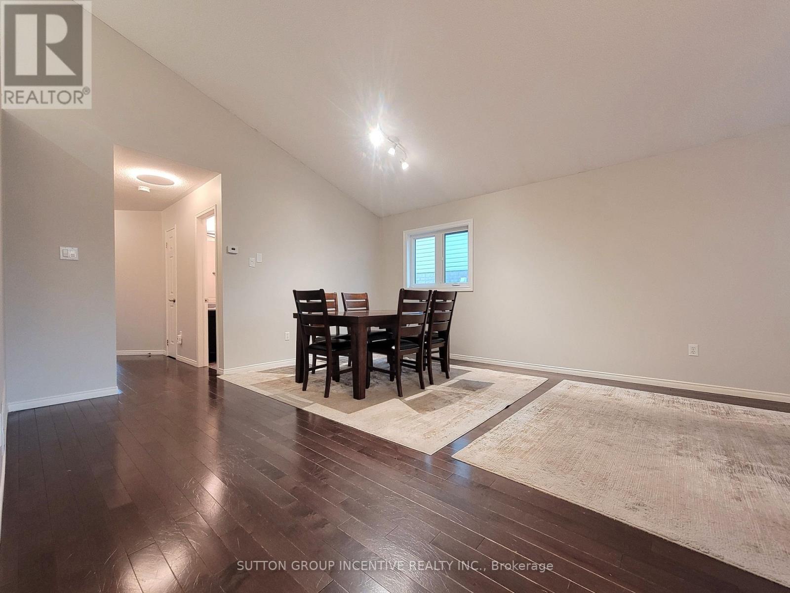 88 Leggott Avenue, Barrie, Ontario  L4N 8B8 - Photo 11 - S12549268