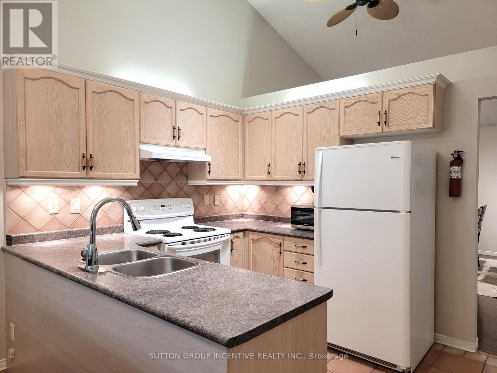 88 Leggott Avenue, Barrie, Ontario  L4N 8B8 - Photo 16 - S12549268