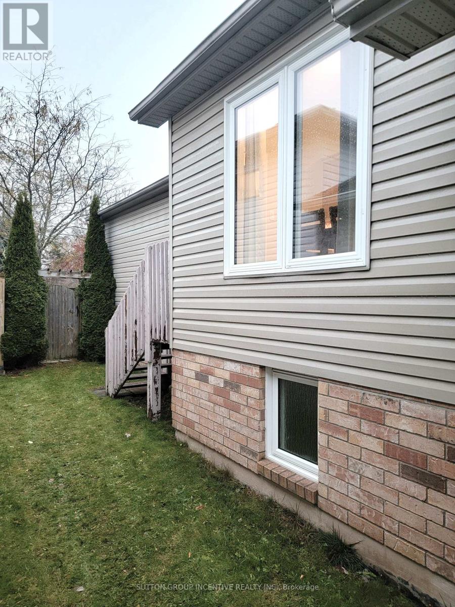 88 Leggott Avenue, Barrie, Ontario  L4N 8B8 - Photo 41 - S12549268