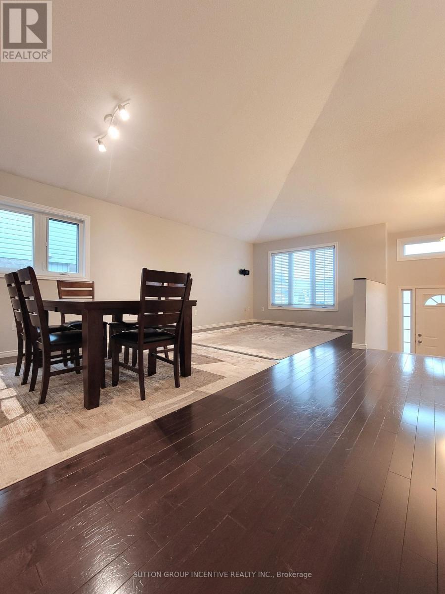 88 Leggott Avenue, Barrie, Ontario  L4N 8B8 - Photo 8 - S12549268