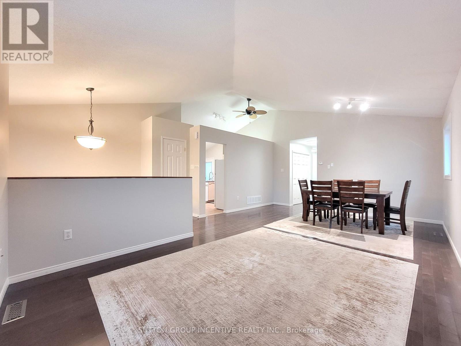 88 Leggott Avenue, Barrie, Ontario  L4N 8B8 - Photo 9 - S12549268