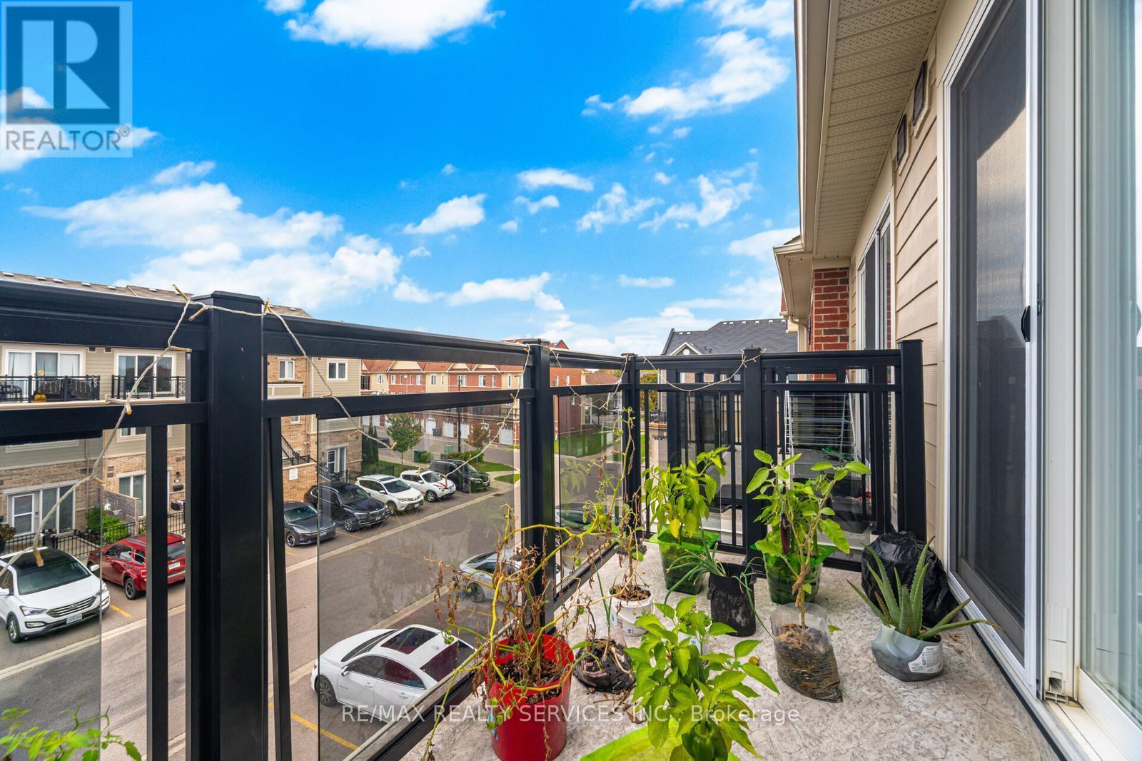 320 - 250 Sunny Meadow Boulevard, Brampton, Ontario  L6R 3Y7 - Photo 19 - W12549276