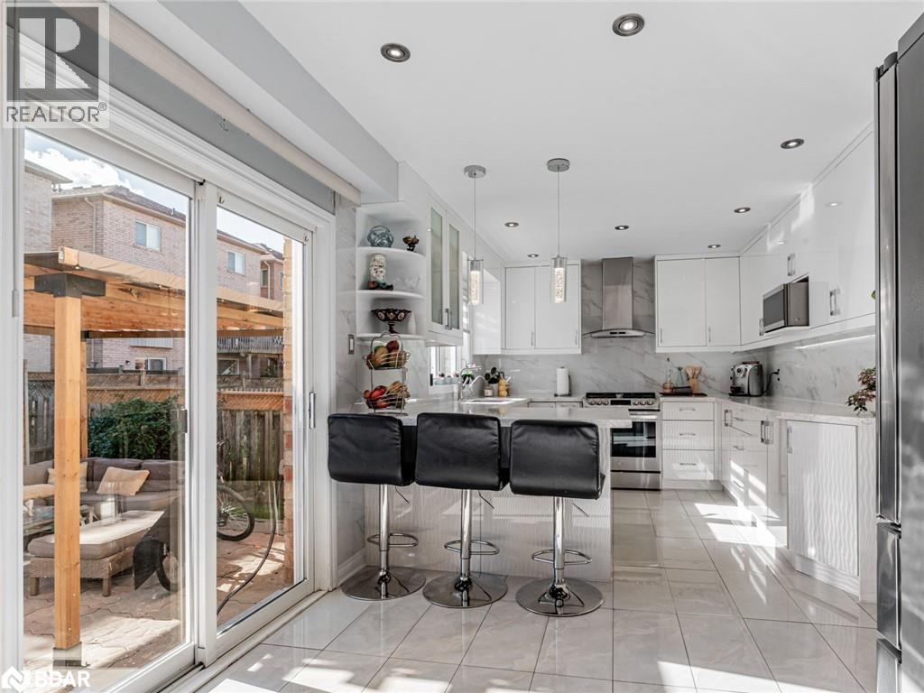 129 Flagstone Way, Newmarket, Ontario  L3X 2Z8 - Photo 9 - 40788012