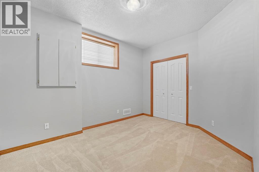 36 Eagleview Heights, Cochrane, Alberta  T4C 1P5 - Photo 36 - A2265991