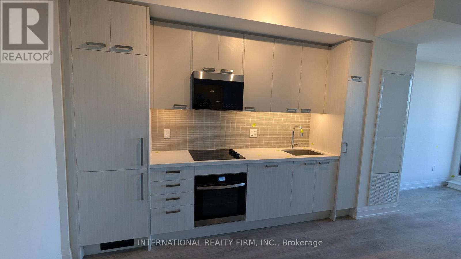 2206 - 20 Soudan Avenue, Toronto, Ontario  M4S 0E2 - Photo 2 - C12549278