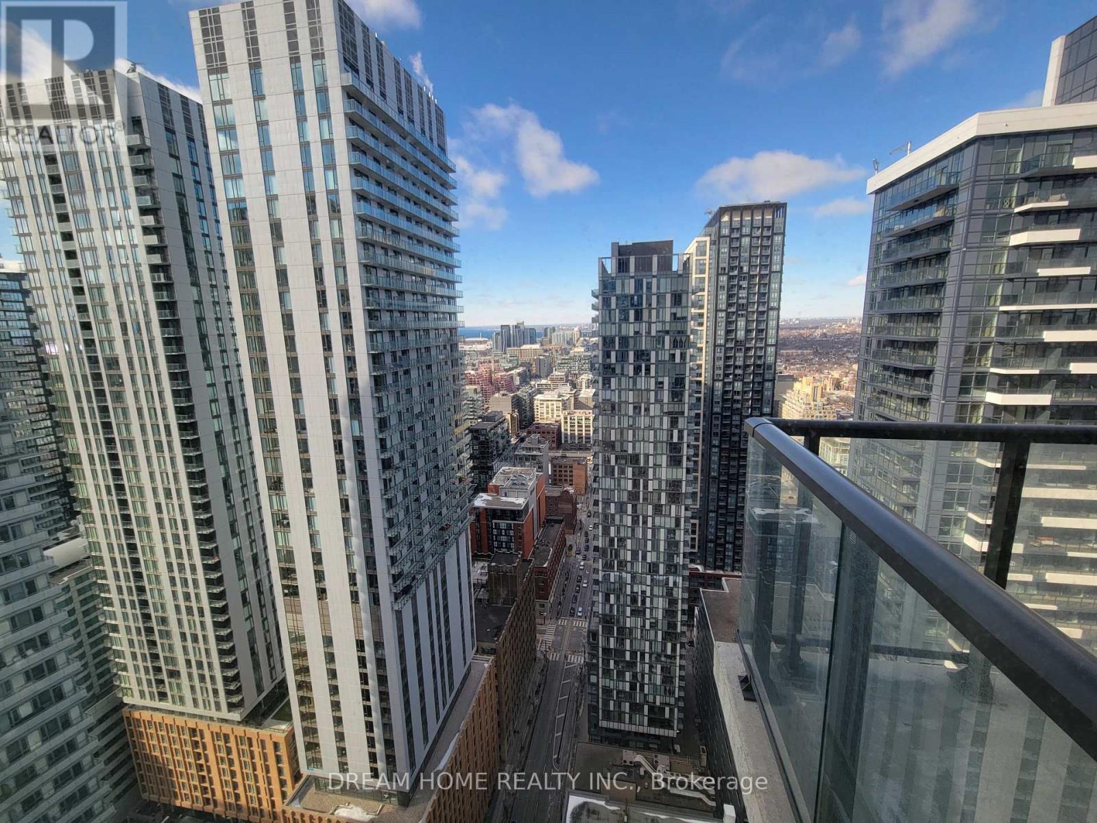 3812 - 290 Adelaide Street W, Toronto, Ontario  M5V 0P3 - Photo 3 - C12549288