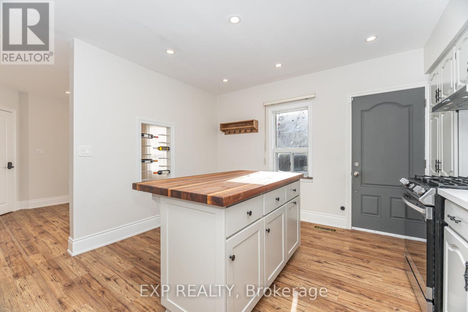 Main - 84 Earlscourt Avenue, Toronto, Ontario M6E 4A9 - Photo 14 - W12544930