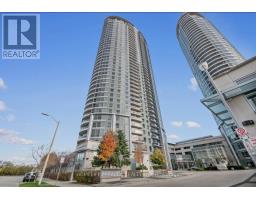 1515 - 135 VILLAGE GREEN SQUARE