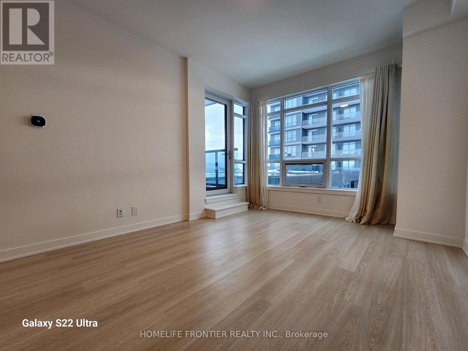 B802 - 50 Upper Mall Way, Vaughan, Ontario  L4J 0L7 - Photo 12 - N12549314