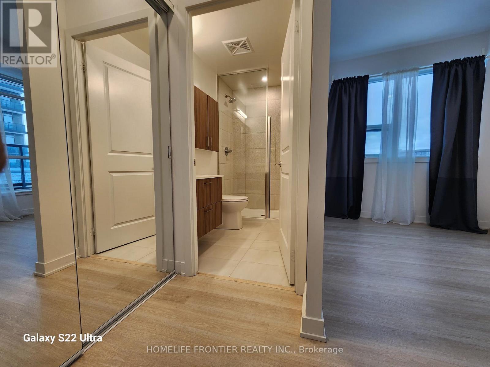 B802 - 50 Upper Mall Way, Vaughan, Ontario  L4J 0L7 - Photo 22 - N12549314