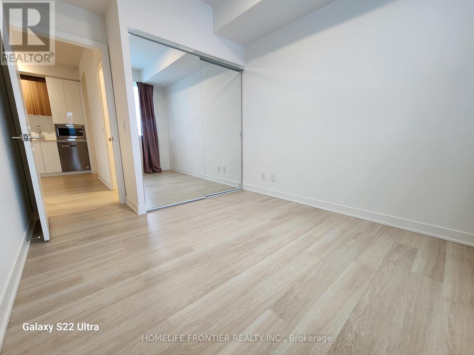 B802 - 50 Upper Mall Way, Vaughan, Ontario  L4J 0L7 - Photo 24 - N12549314