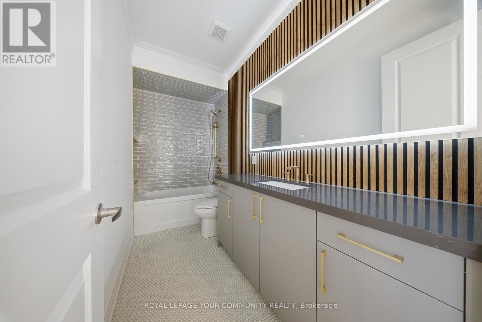 44 Globemaster Lane, Richmond Hill, Ontario  L4E 1H4 - Photo 32 - N12549316