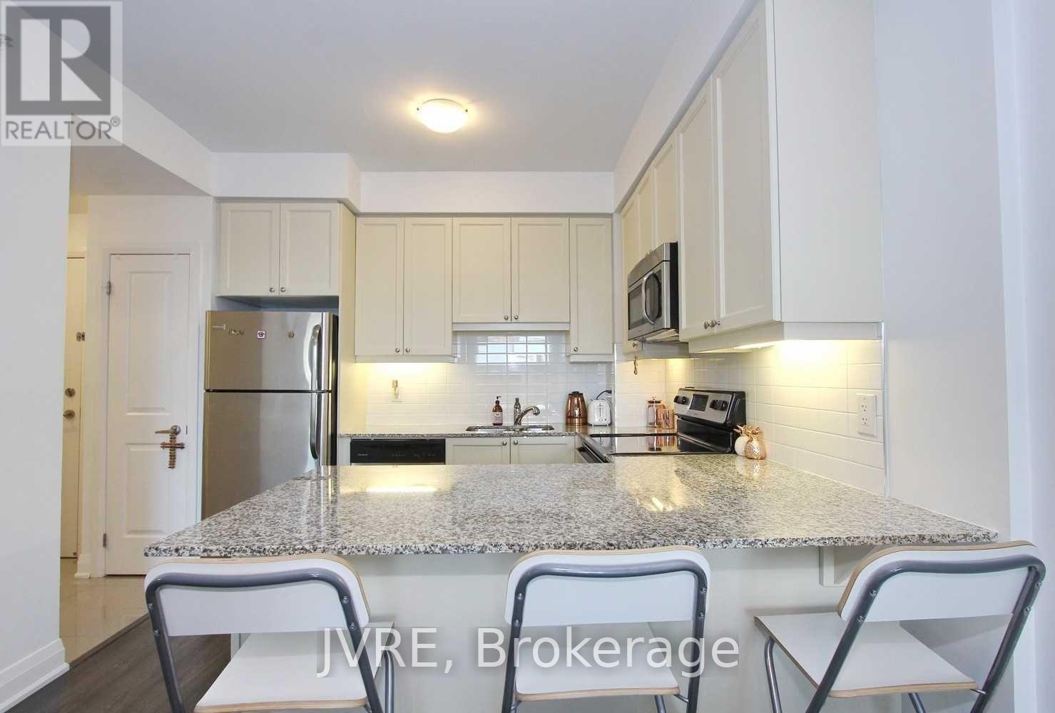 210 - 12 Woodstream Boulevard, Vaughan, Ontario  L4L 8C3 - Photo 13 - N12549320