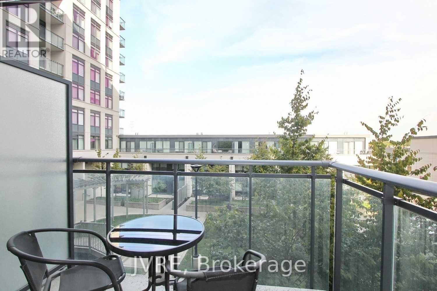 210 - 12 Woodstream Boulevard, Vaughan, Ontario  L4L 8C3 - Photo 18 - N12549320